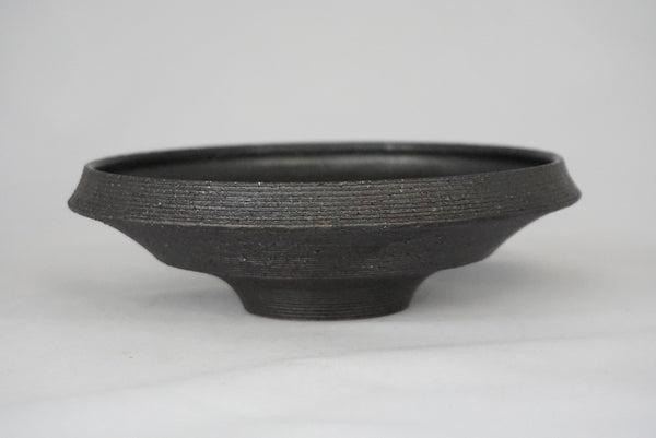 沖誠　鉢 沖誠 / SPIIRAL_BLACK_02 / 約φ14.2～14.8cm / 植木鉢 – ハチラボ
