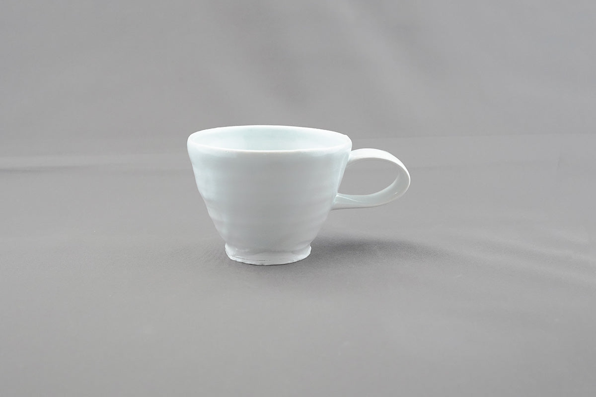 001 cup