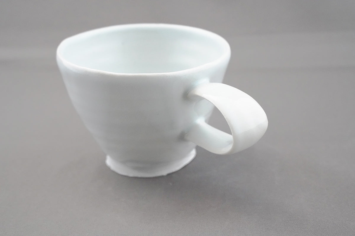 001 cup