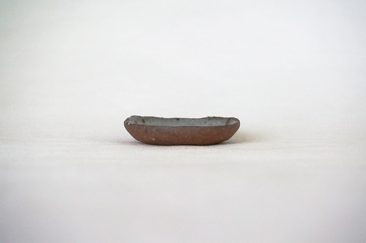 002 お皿　1/2