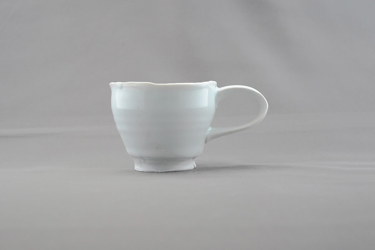 001 cup