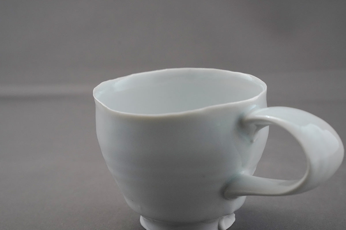 001 cup