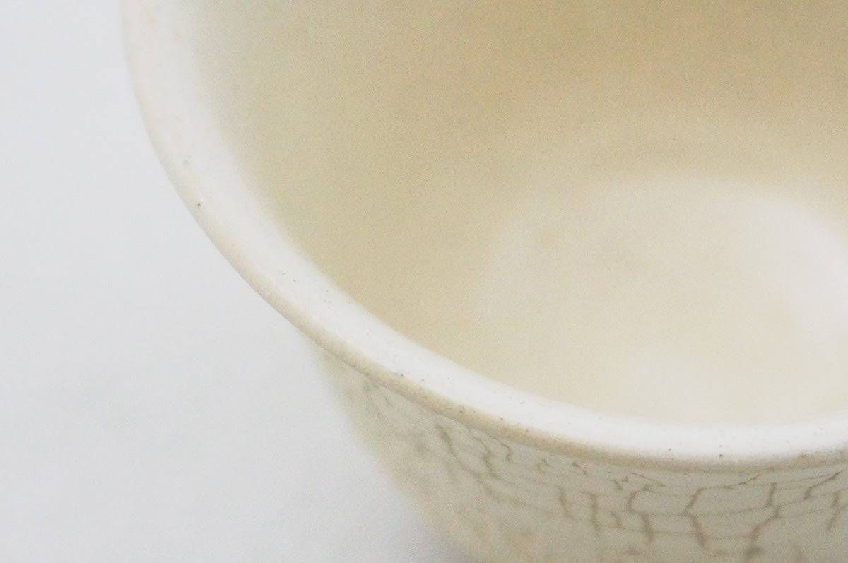 002 白梅花皮　湯呑み