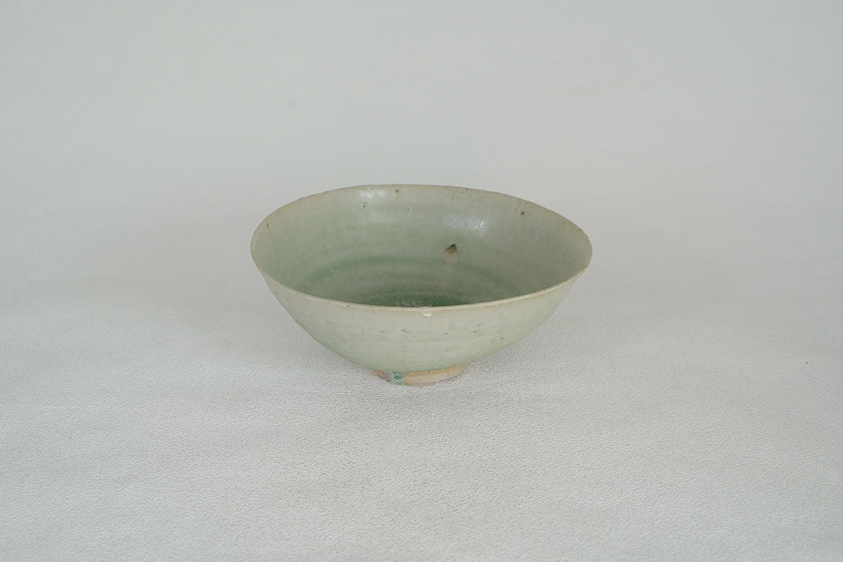 003 灰釉飯碗