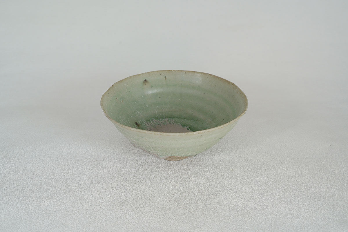 003 灰釉飯碗