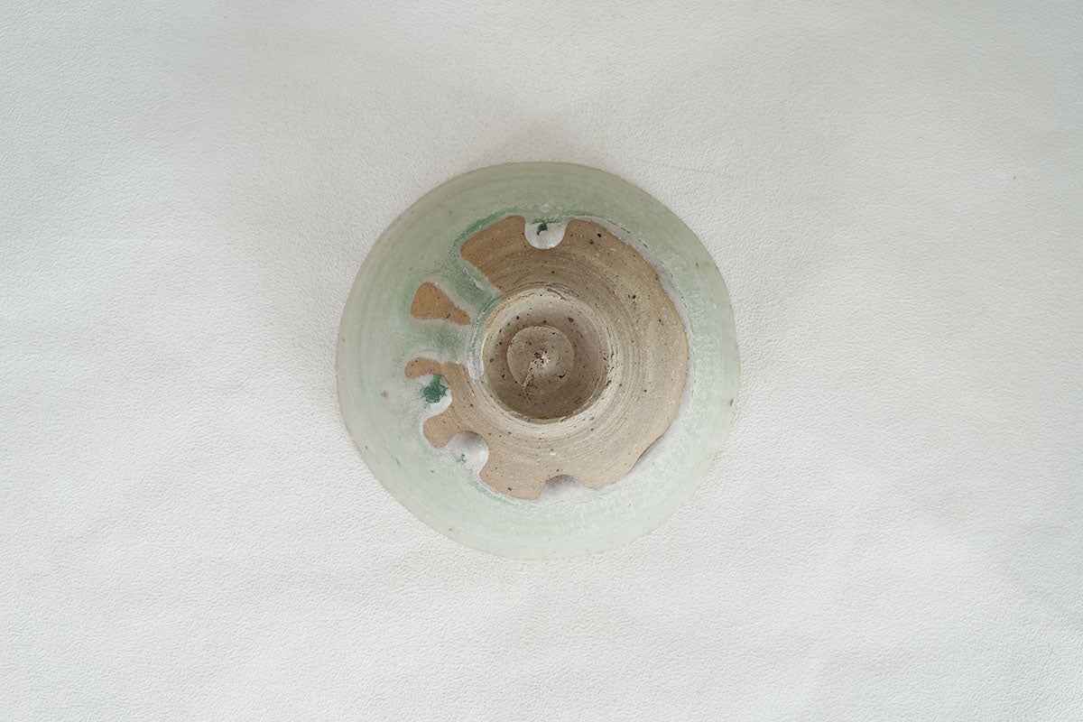 003 灰釉飯碗