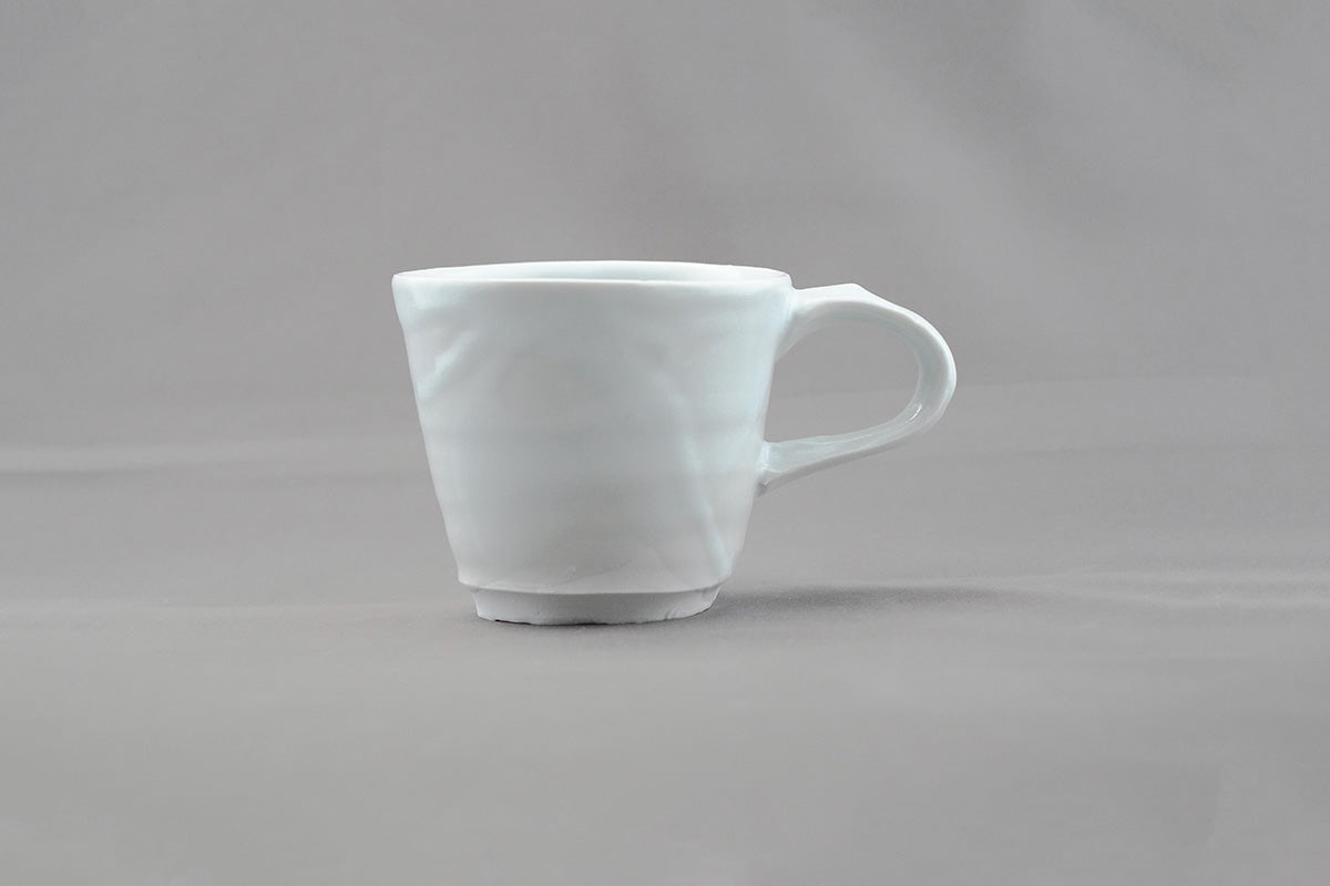 001 cup