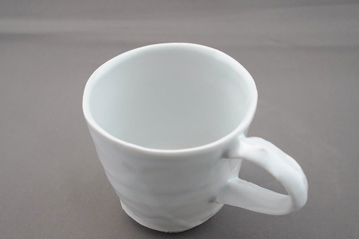 001 cup