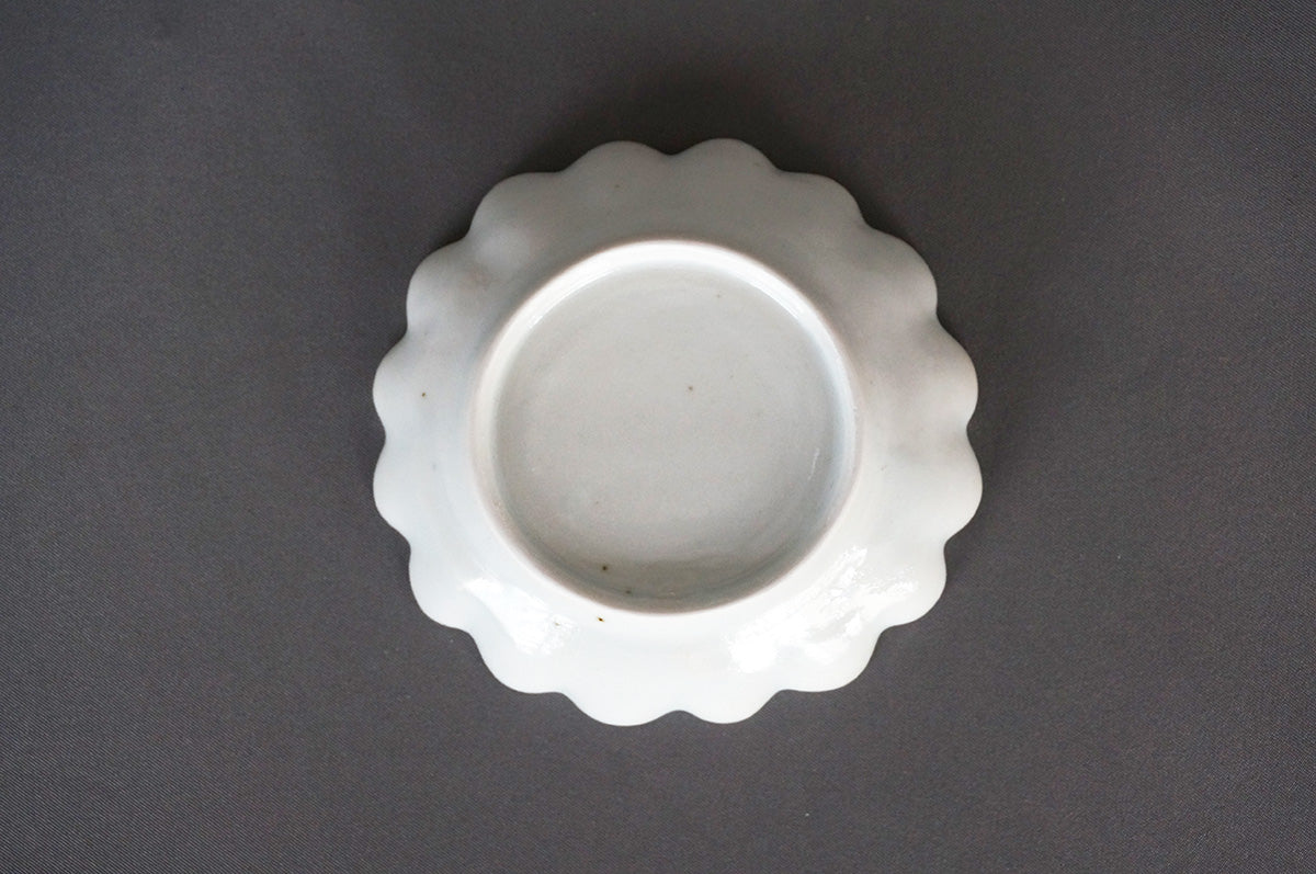 004 青白磁小皿 1