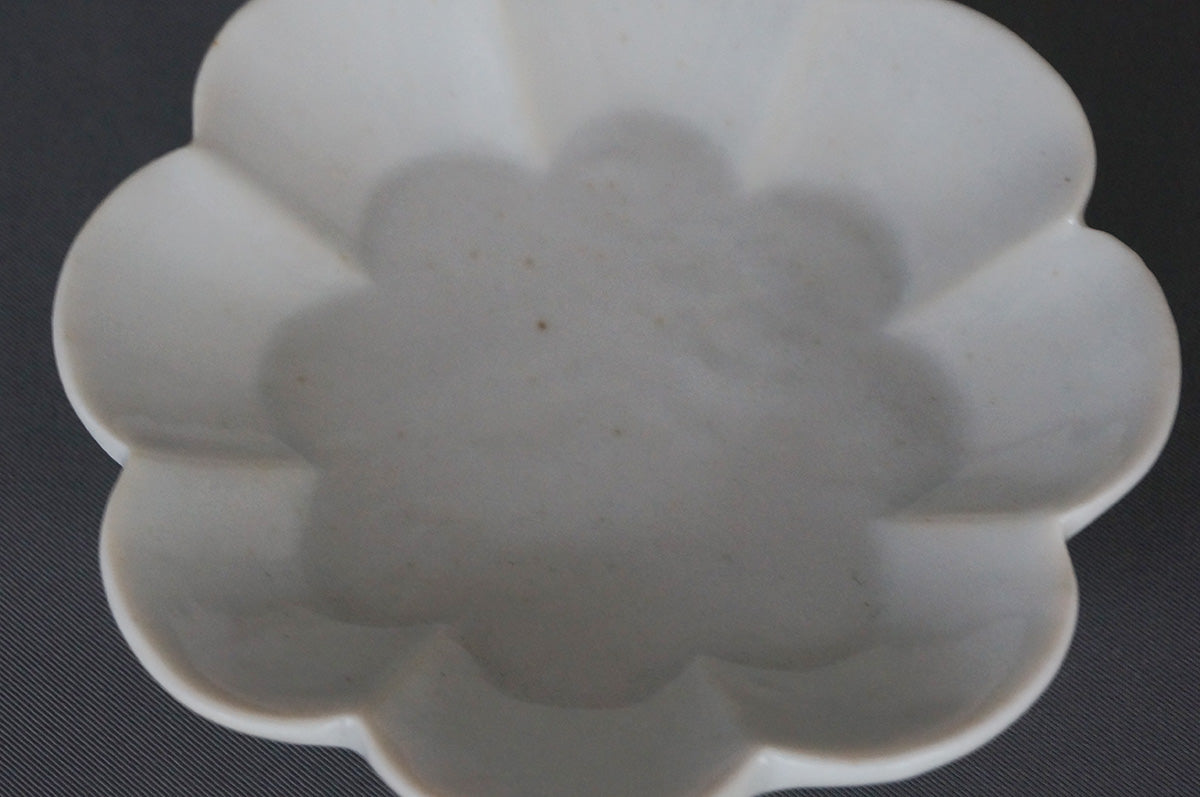 004 青白磁小皿 3