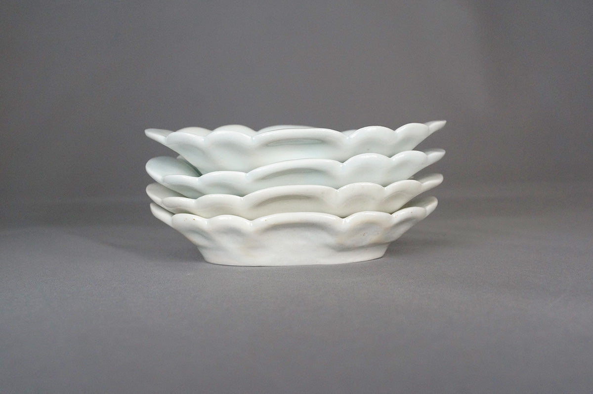 004 青白磁小皿 4