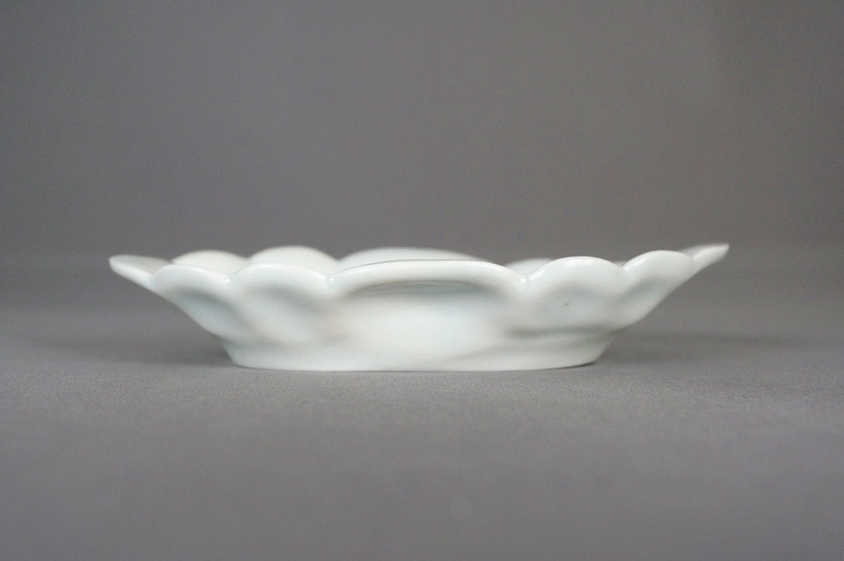 004 青白磁小皿 4