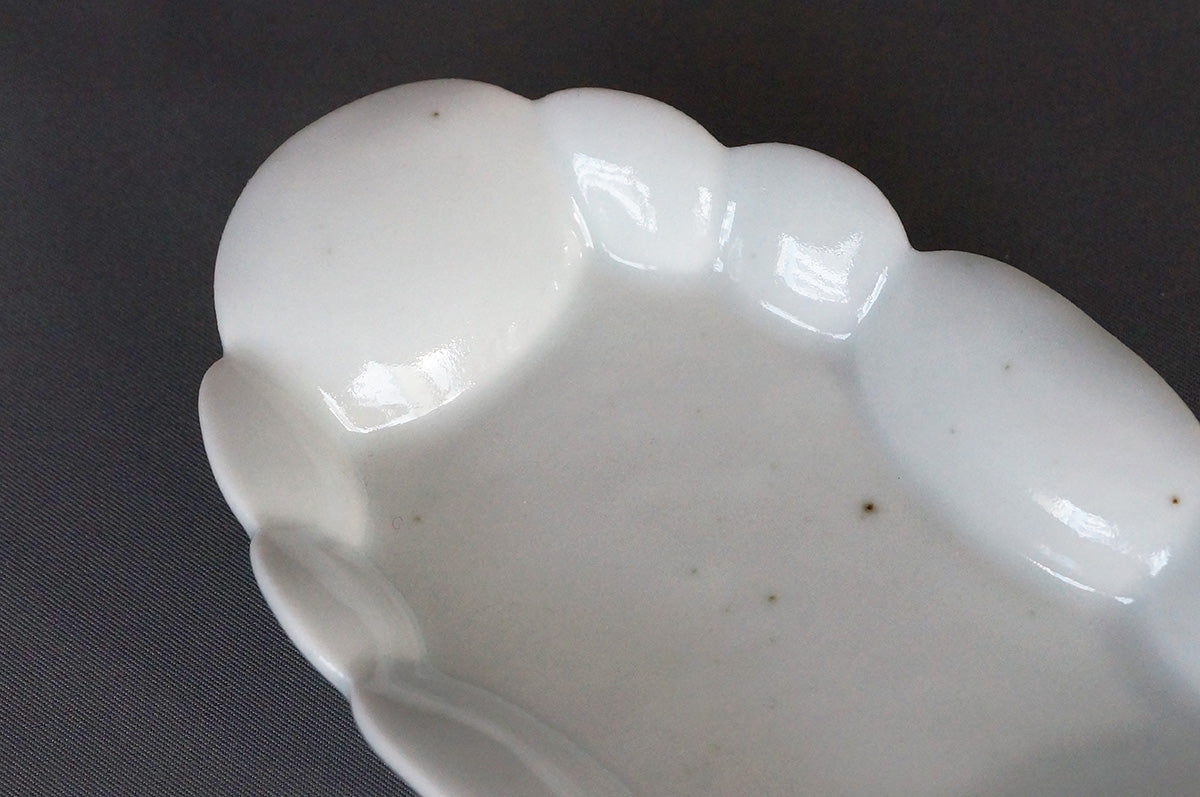 004 青白磁小皿 4