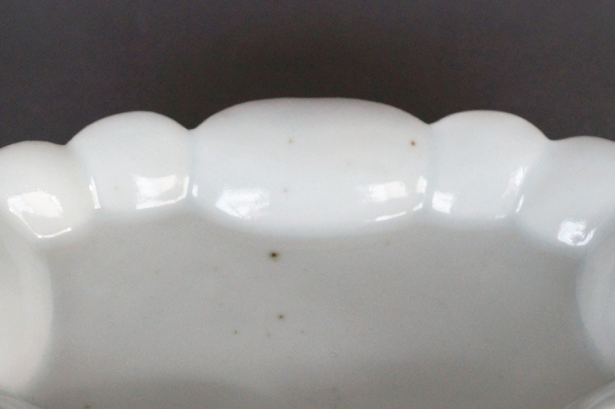 004 青白磁小皿 4