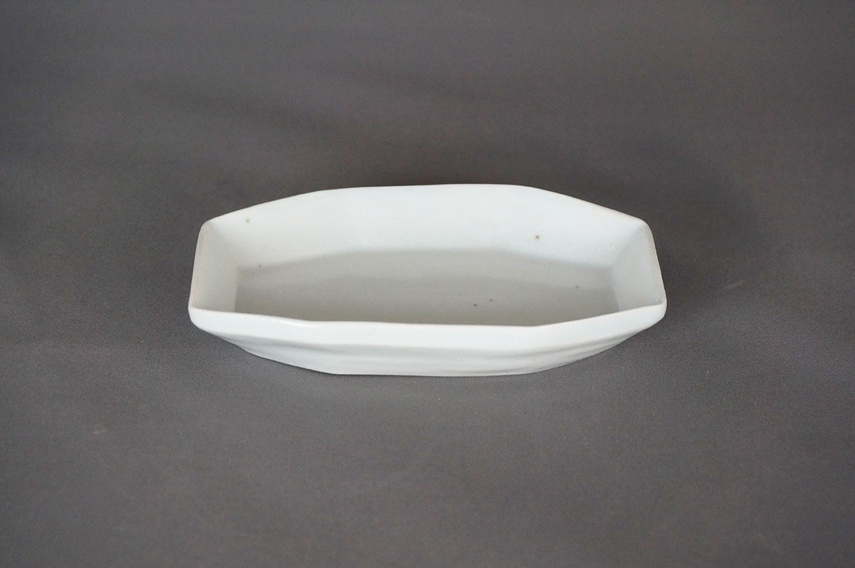 004 青白磁小皿 5