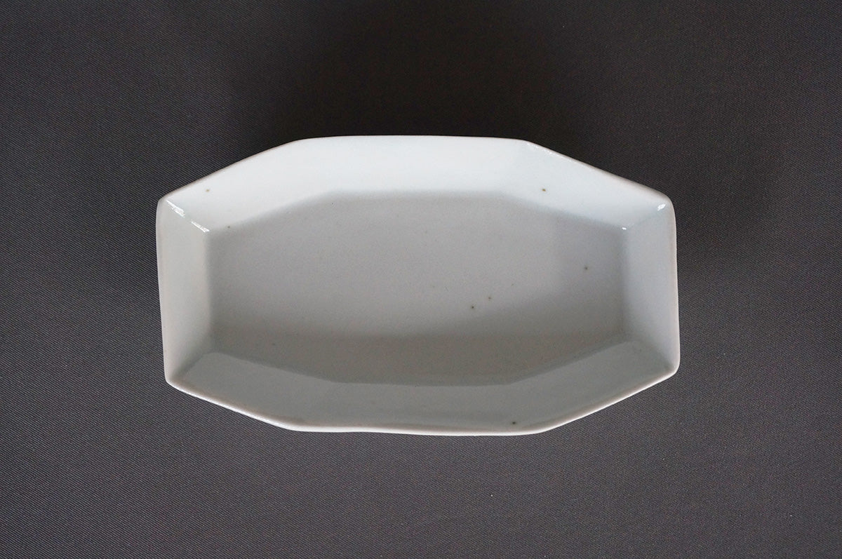 004 青白磁小皿 5