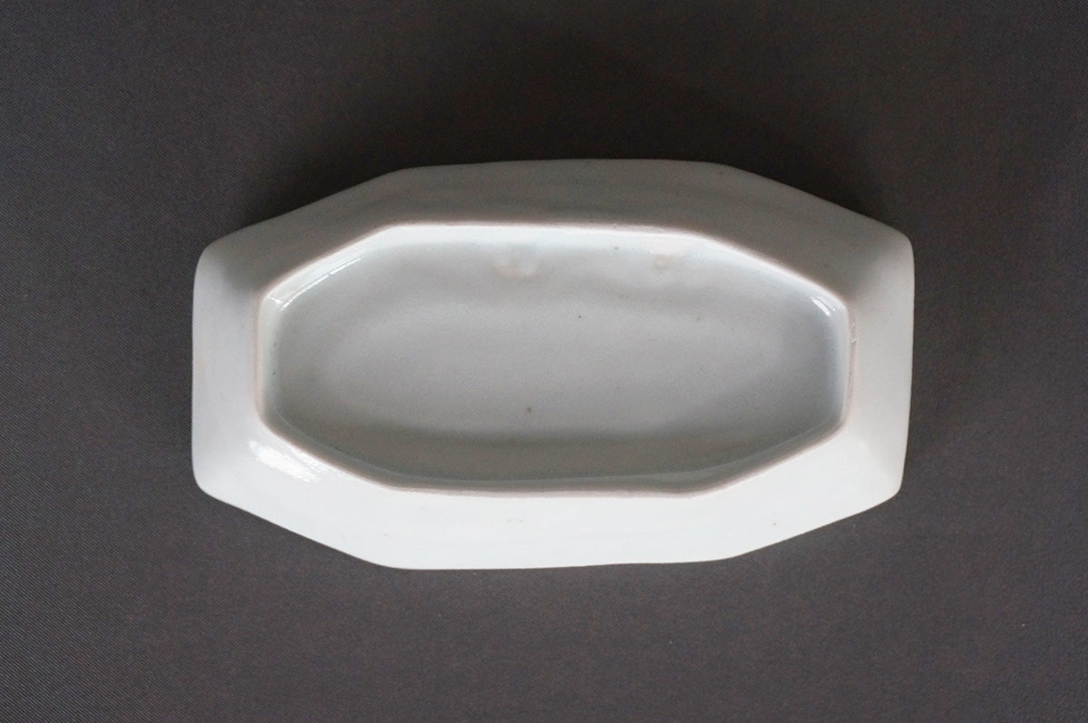 004 青白磁小皿 5