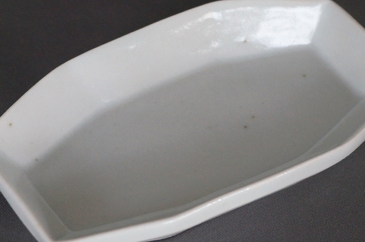 004 青白磁小皿 5