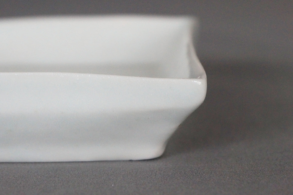 004 青白磁小皿 7