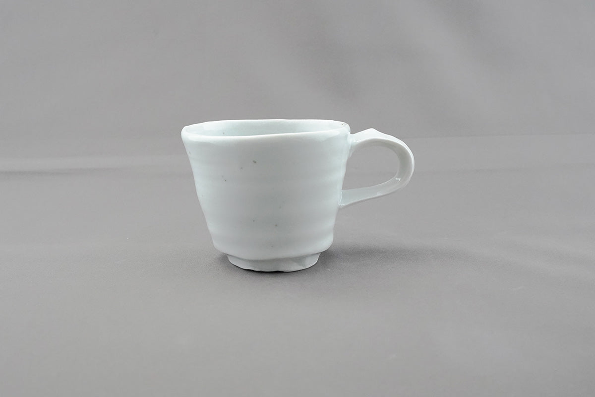 004 cup