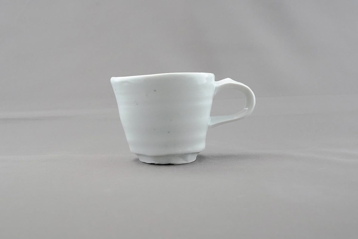 004 cup