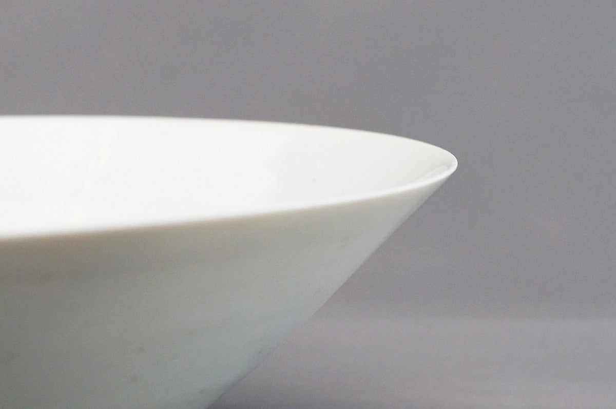 005 青白磁パスタ鉢(7寸) 薪窯焼成 目跡あり