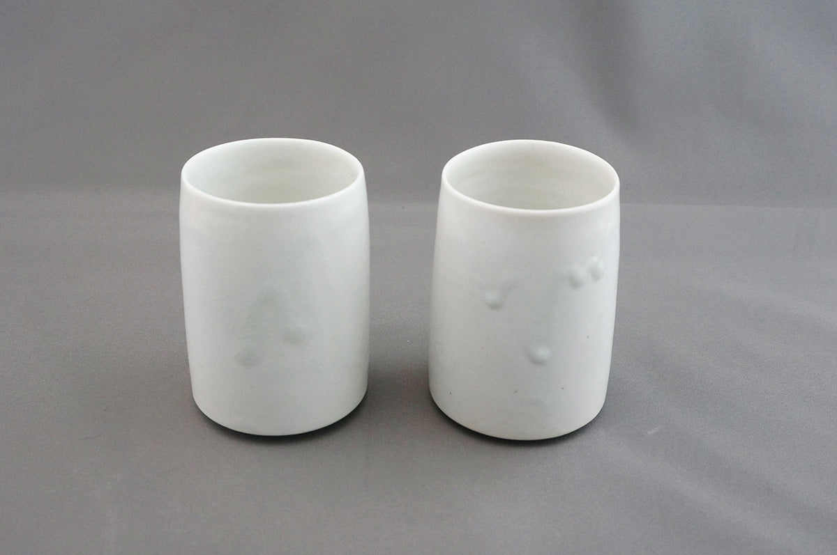 011 青白磁切立湯呑