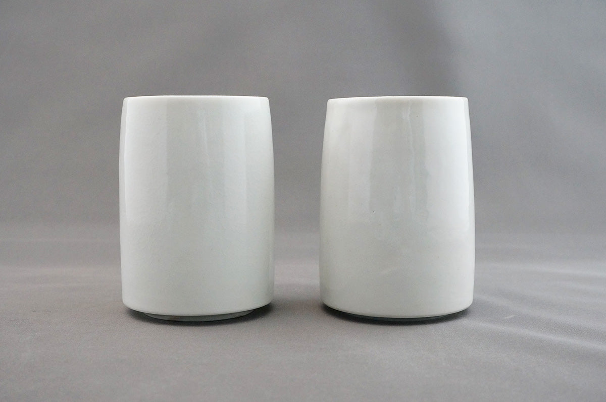 011 青白磁切立湯呑