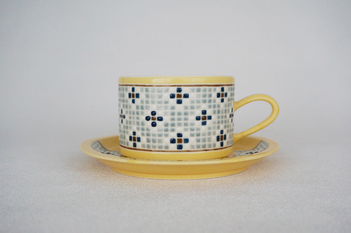 011 カップ＆ソーサー