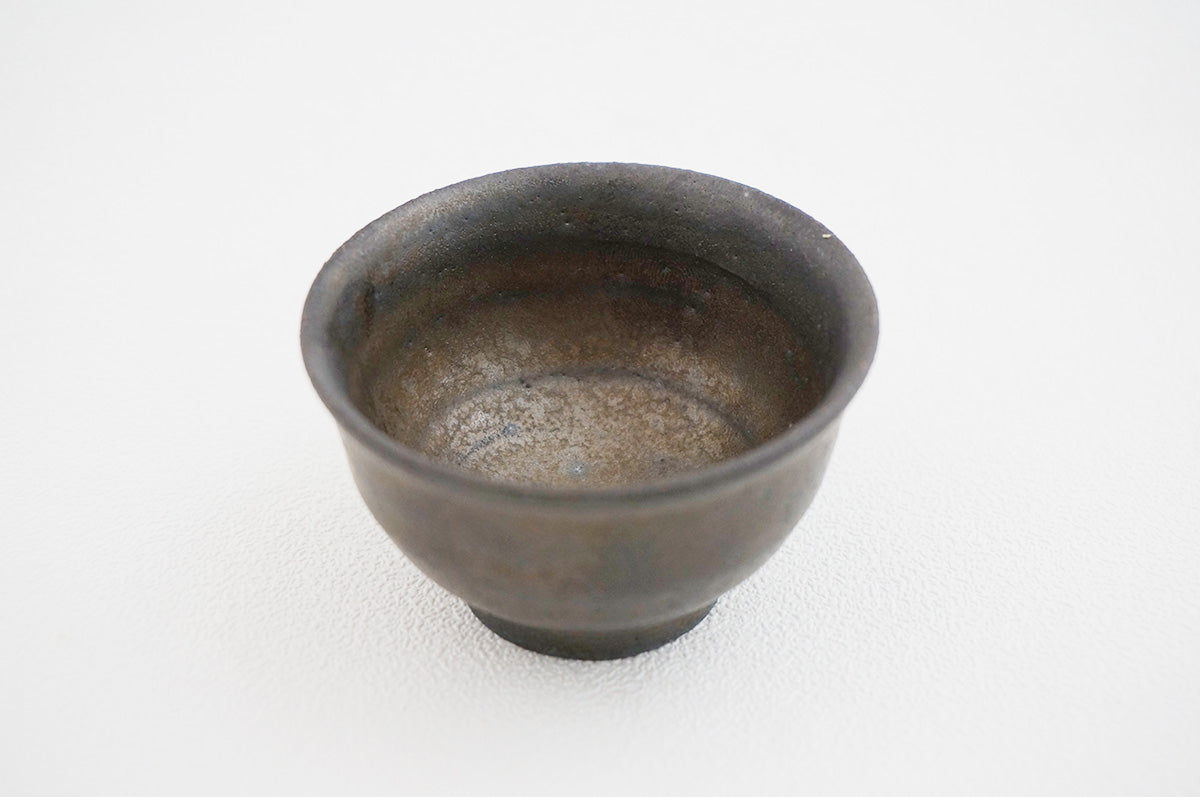 鉄釉茶杯