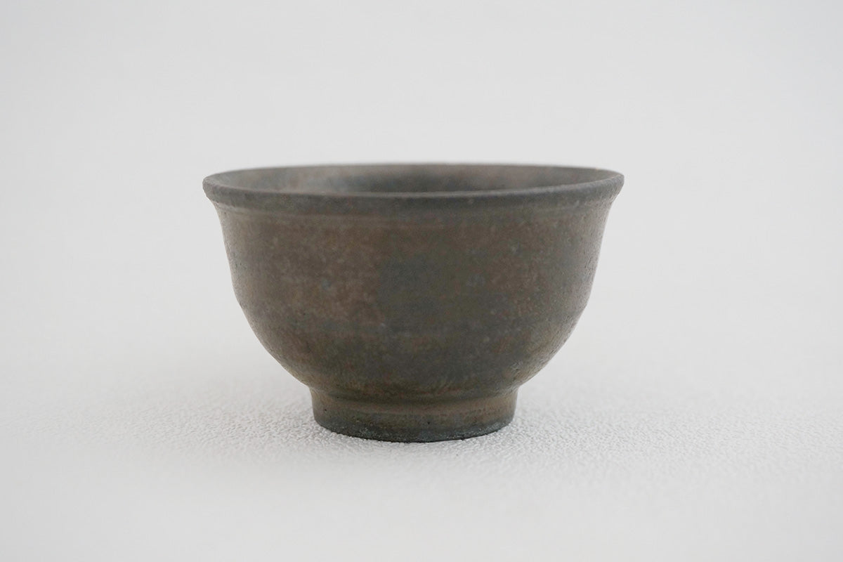 鉄釉茶杯