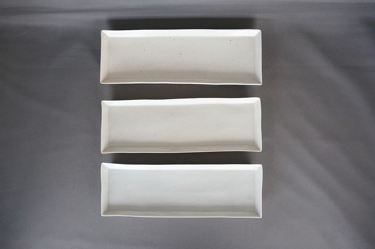 014 青白磁角長皿