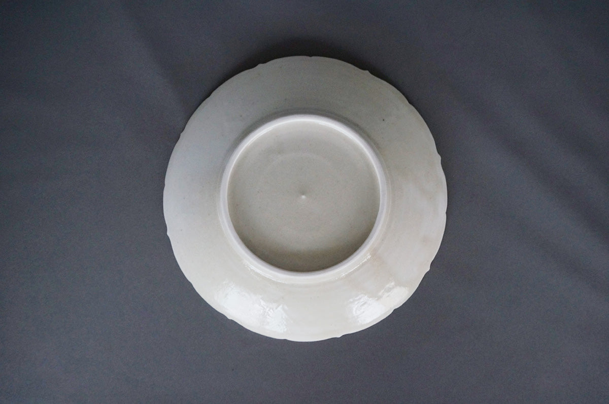 015 青白磁稜花皿 (6寸)