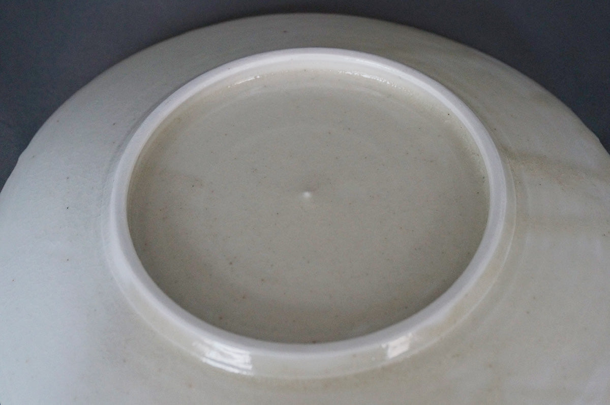 015 青白磁稜花皿 (6寸)