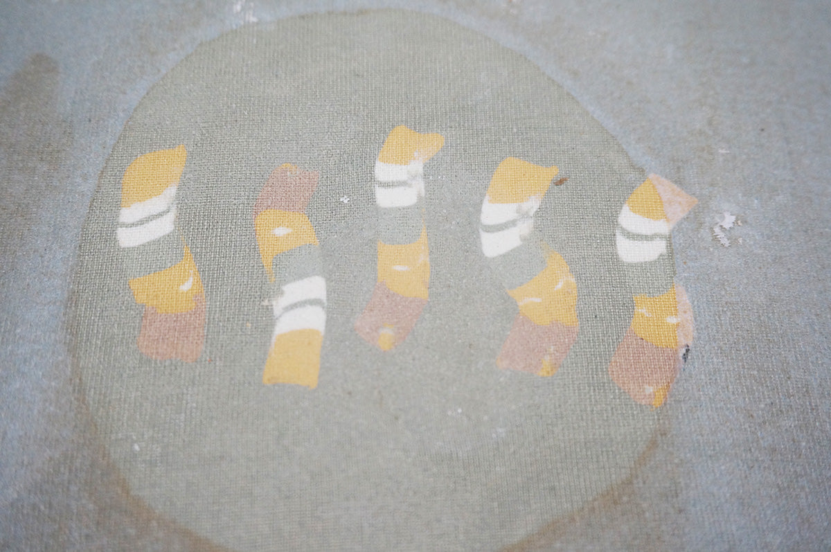 016 めりこみ皿（中）