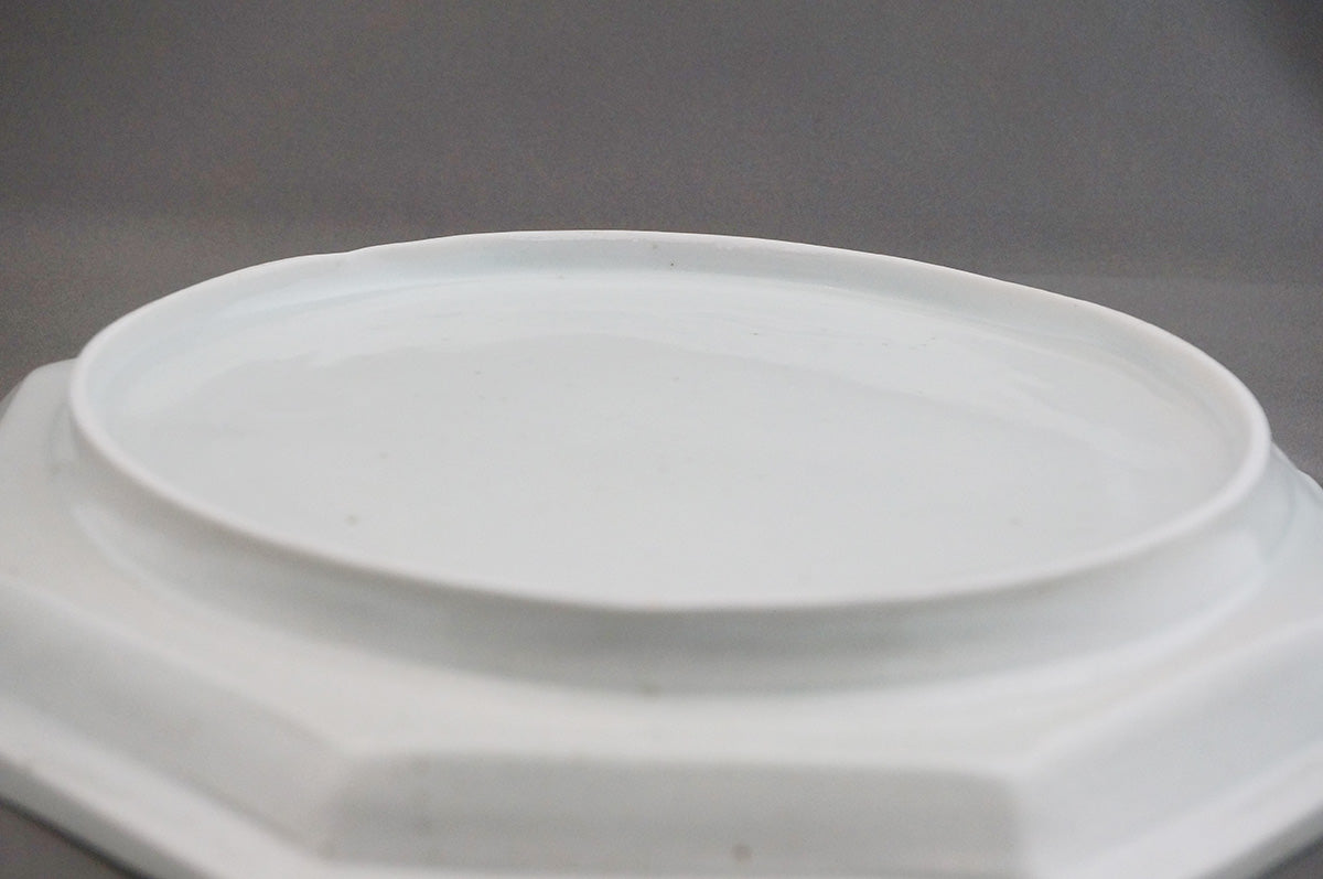 016 青白磁八角皿 (8寸)