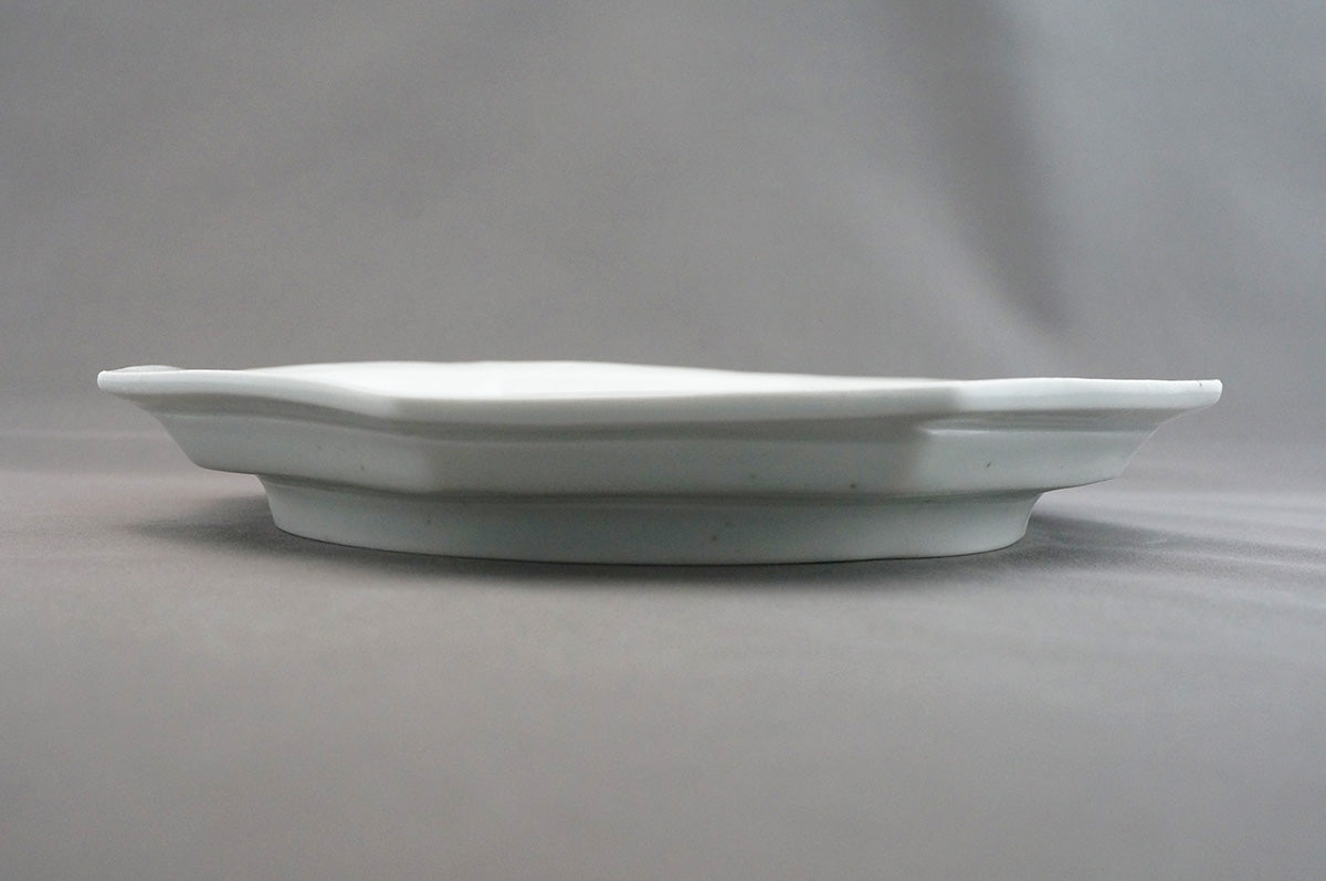 017 青白磁八角皿 (7寸)