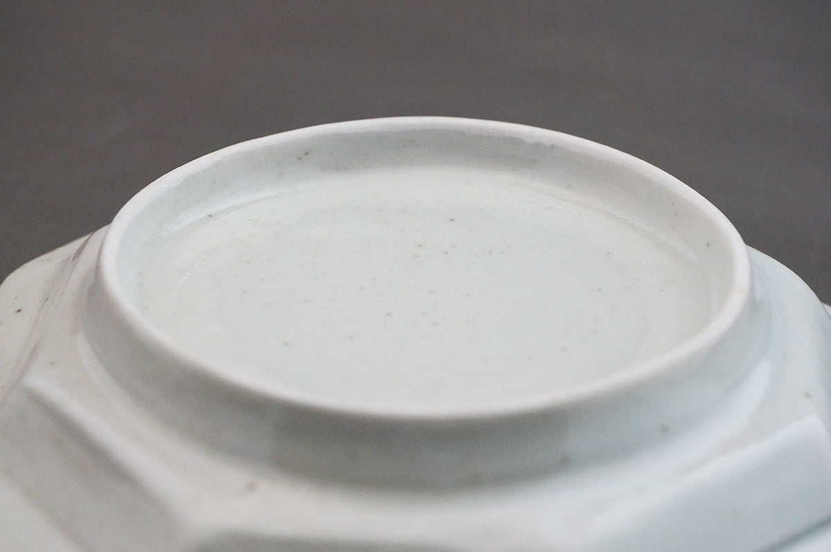 018 青白磁八角皿 (5寸)