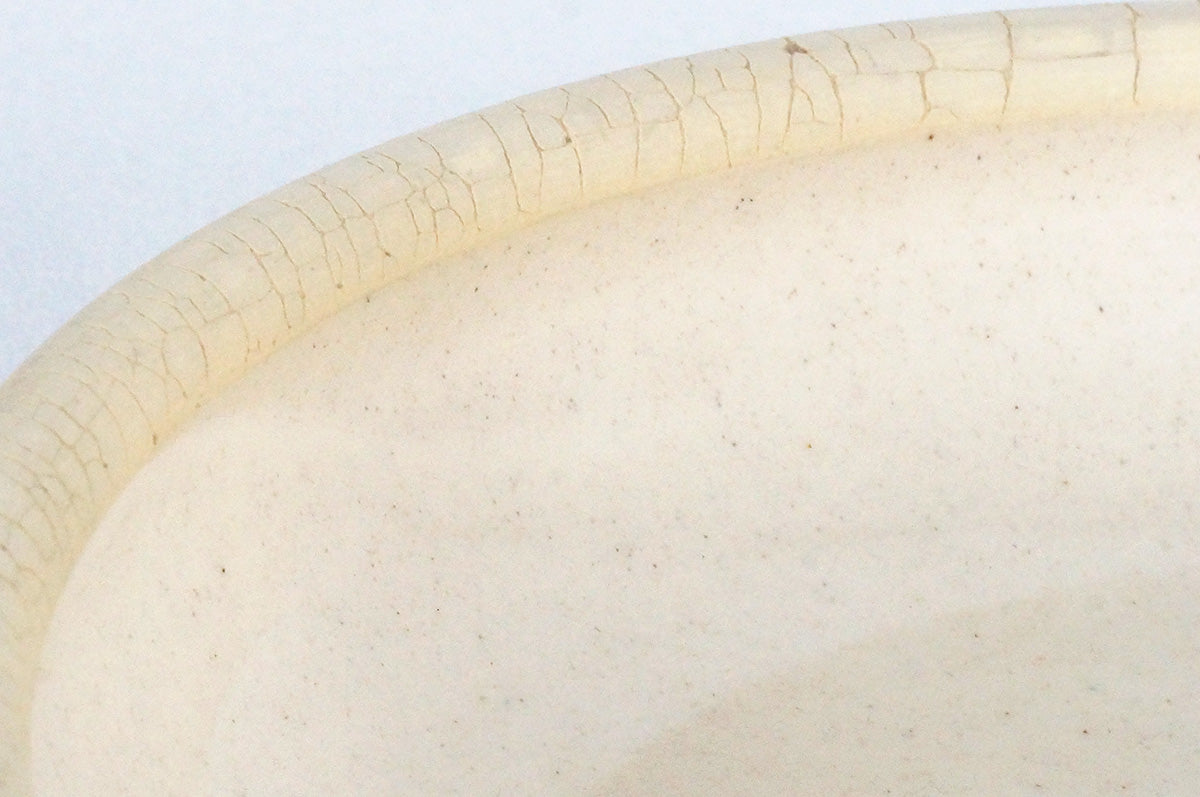 019 白梅花皮　鉢7寸　白1、灰釉1