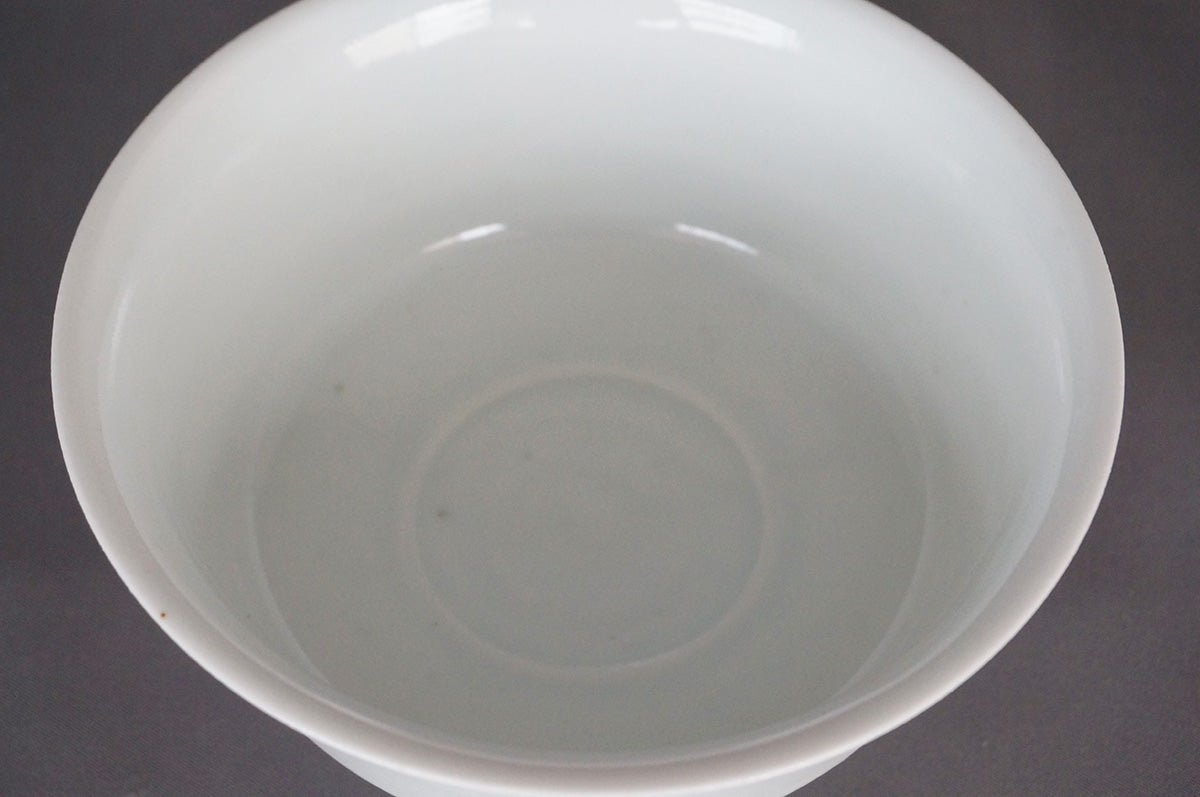 020 青白磁八角高台縁反小鉢