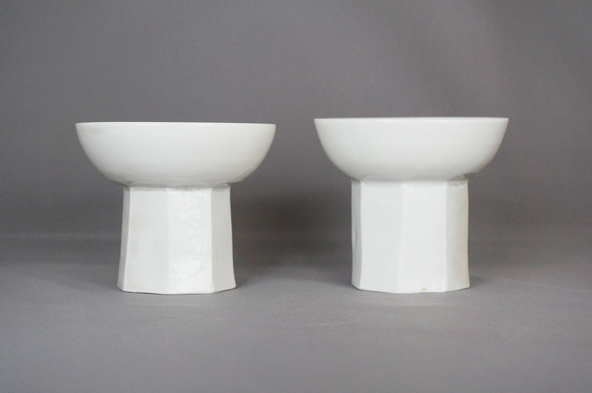 021 青白磁八角高台小鉢