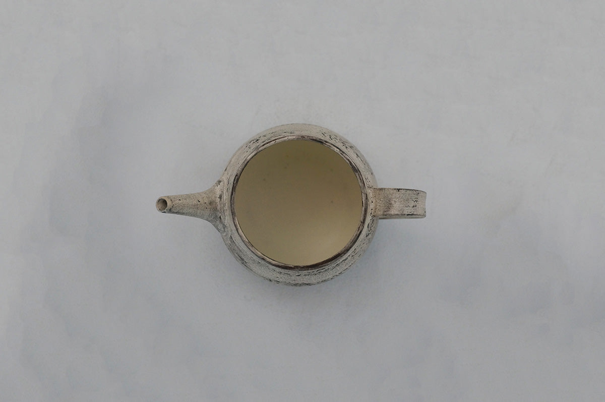 021 侘び銀彩 ポット