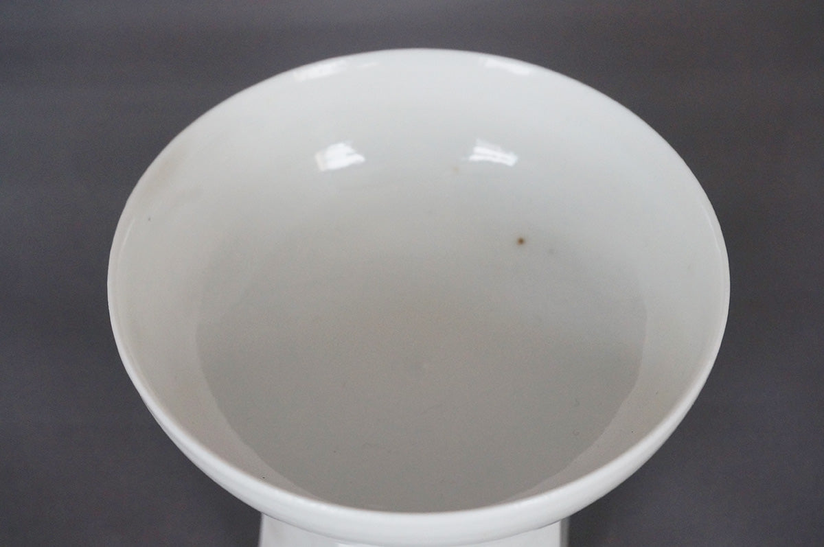 021 青白磁八角高台小鉢