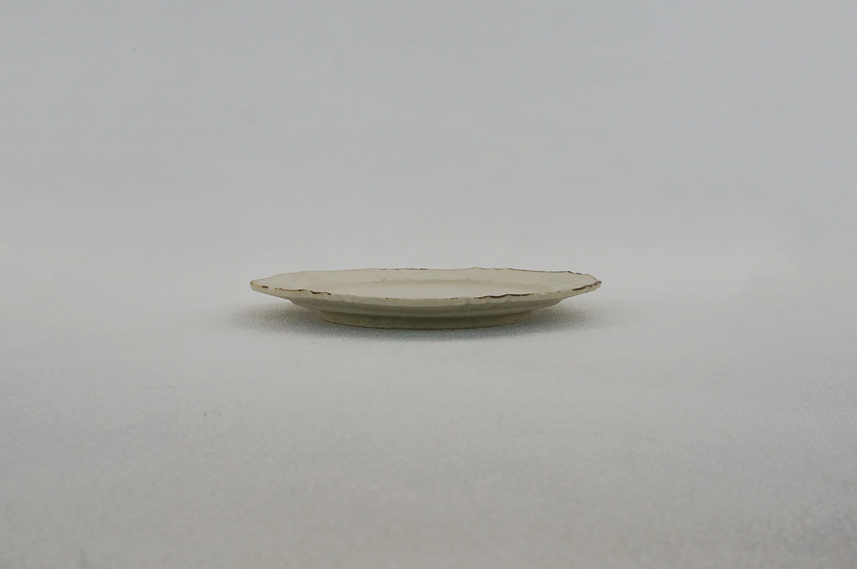 021 チューリップ紋輪花リム皿