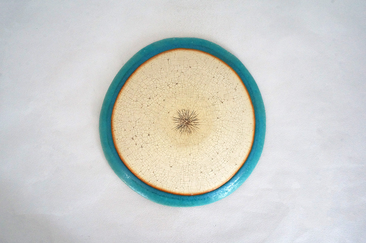 022 トルコ　8寸　湖面