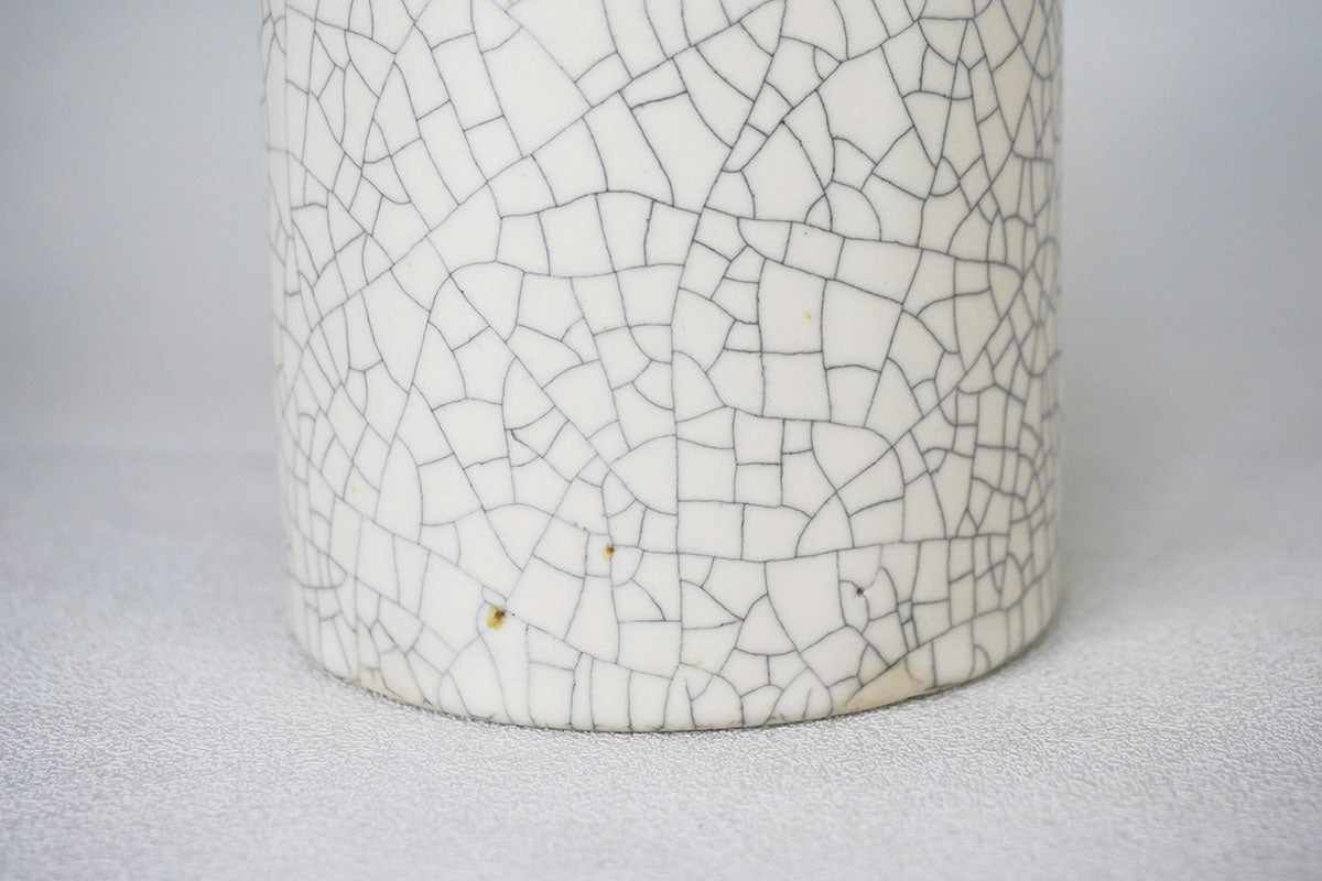 022 flower pot M