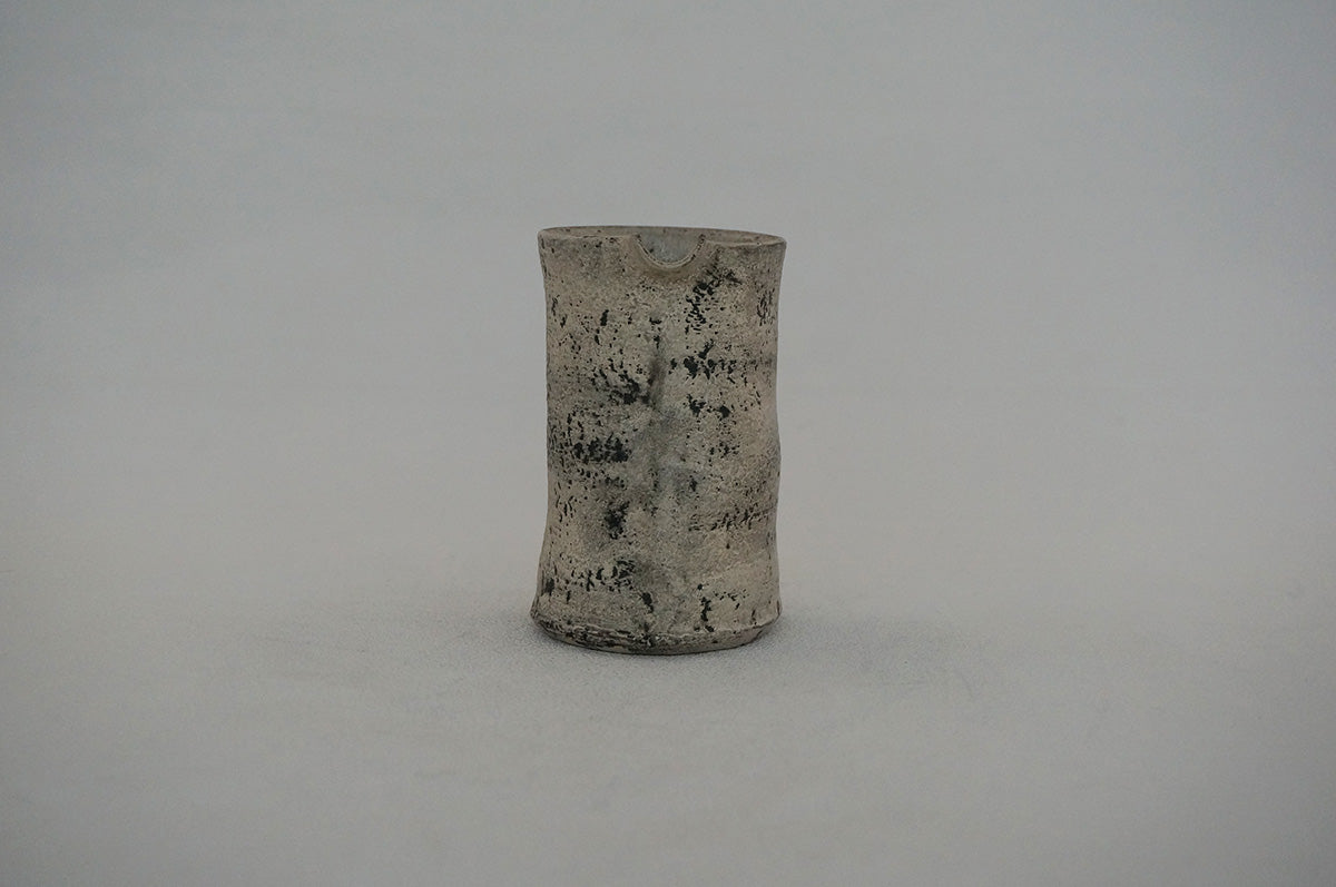 024 侘び銀彩 片口（茶海）1