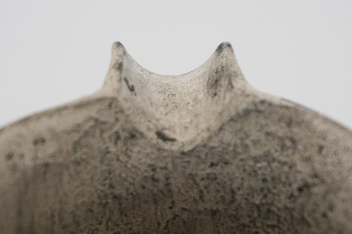 024 侘び銀彩 片口（茶海）1