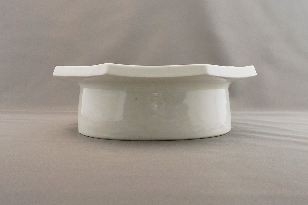 025 青白磁八角台皿（8寸） 2