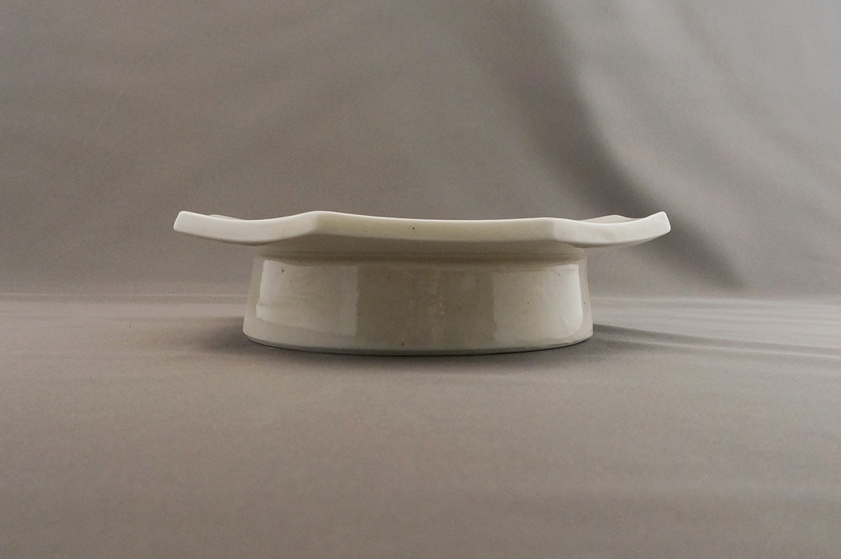 026 青白磁八角台皿（6寸）